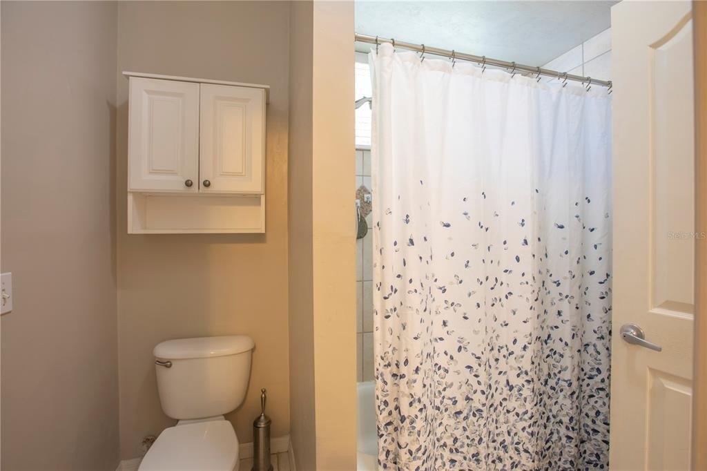 Sw 15th Ln, Gainesville, FL 32607