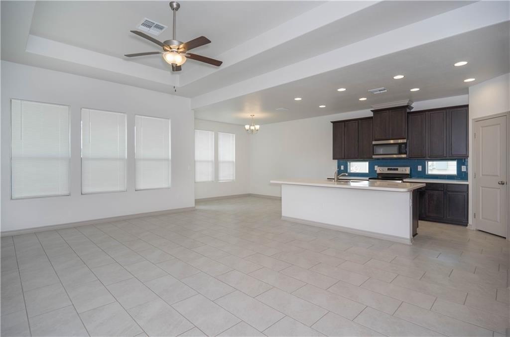 Ocean Breeze, Portland, TX 78374