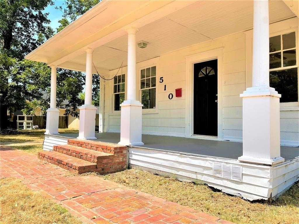 S 10th Ave, Teague, TX 75860
