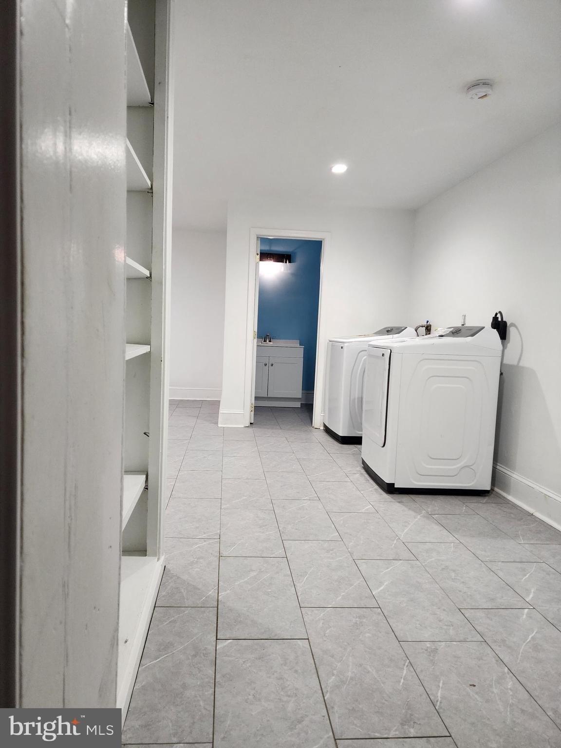 Lincoln Dr, Philadelphia, PA 19119