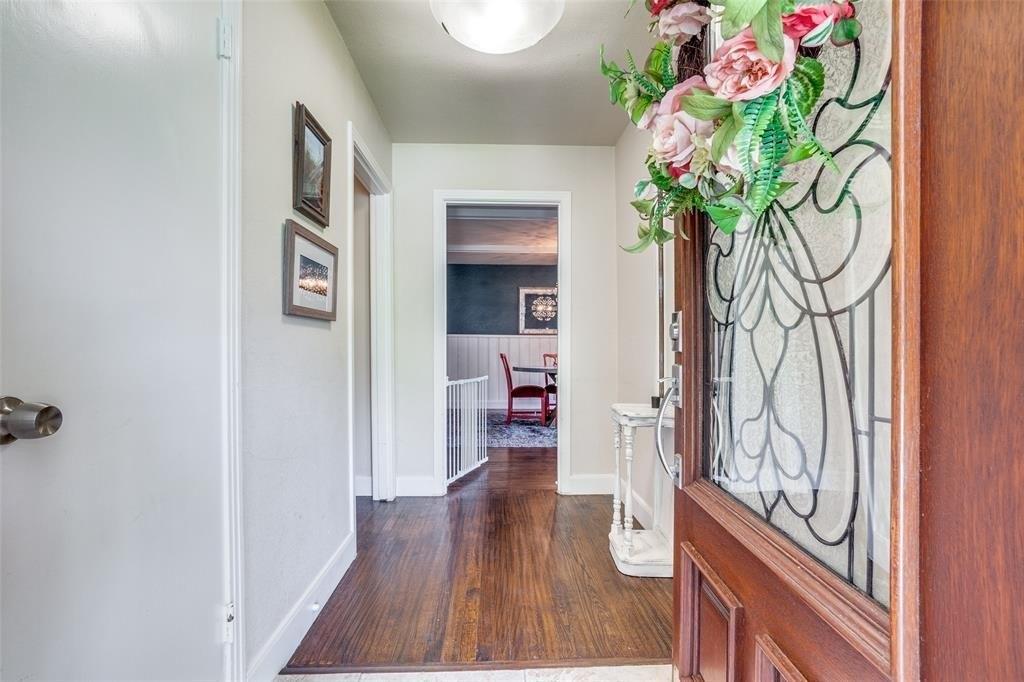 Vancouver Dr, Dallas, TX 75229