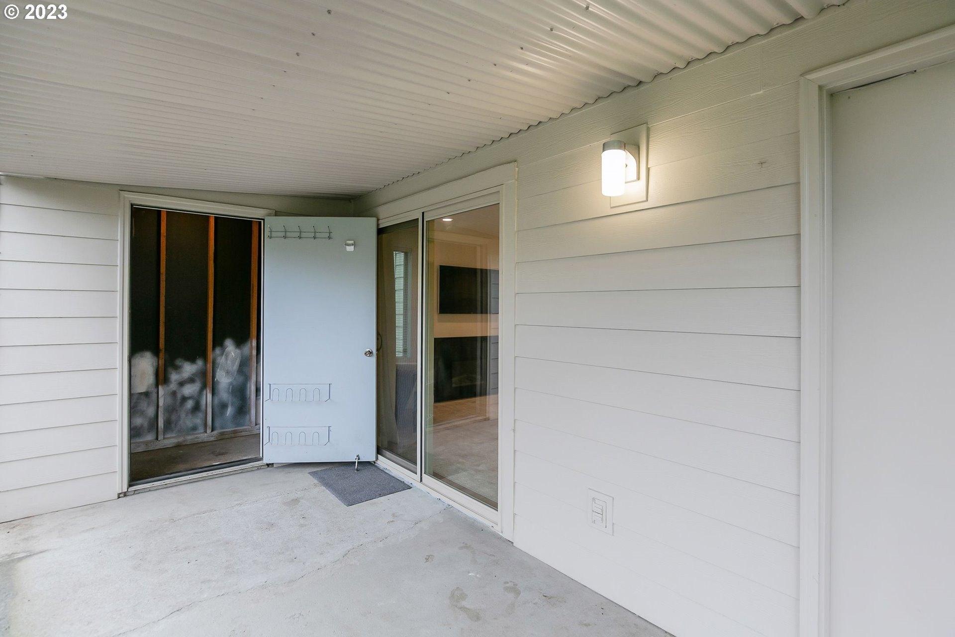 Sw Boones Bend Dr, Beaverton, OR 97008