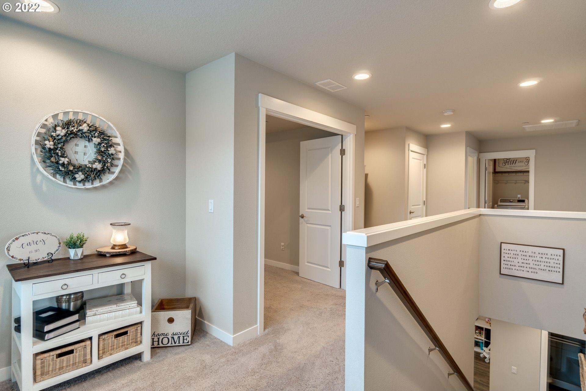 Ne Pioneer St, Camas, WA 98607