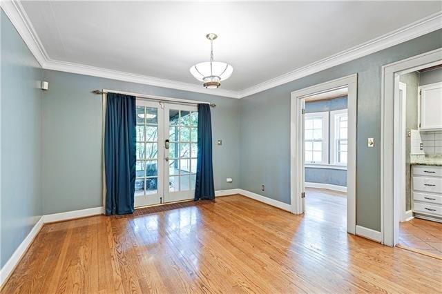 W 70th Ter, Kansas City, MO 64113