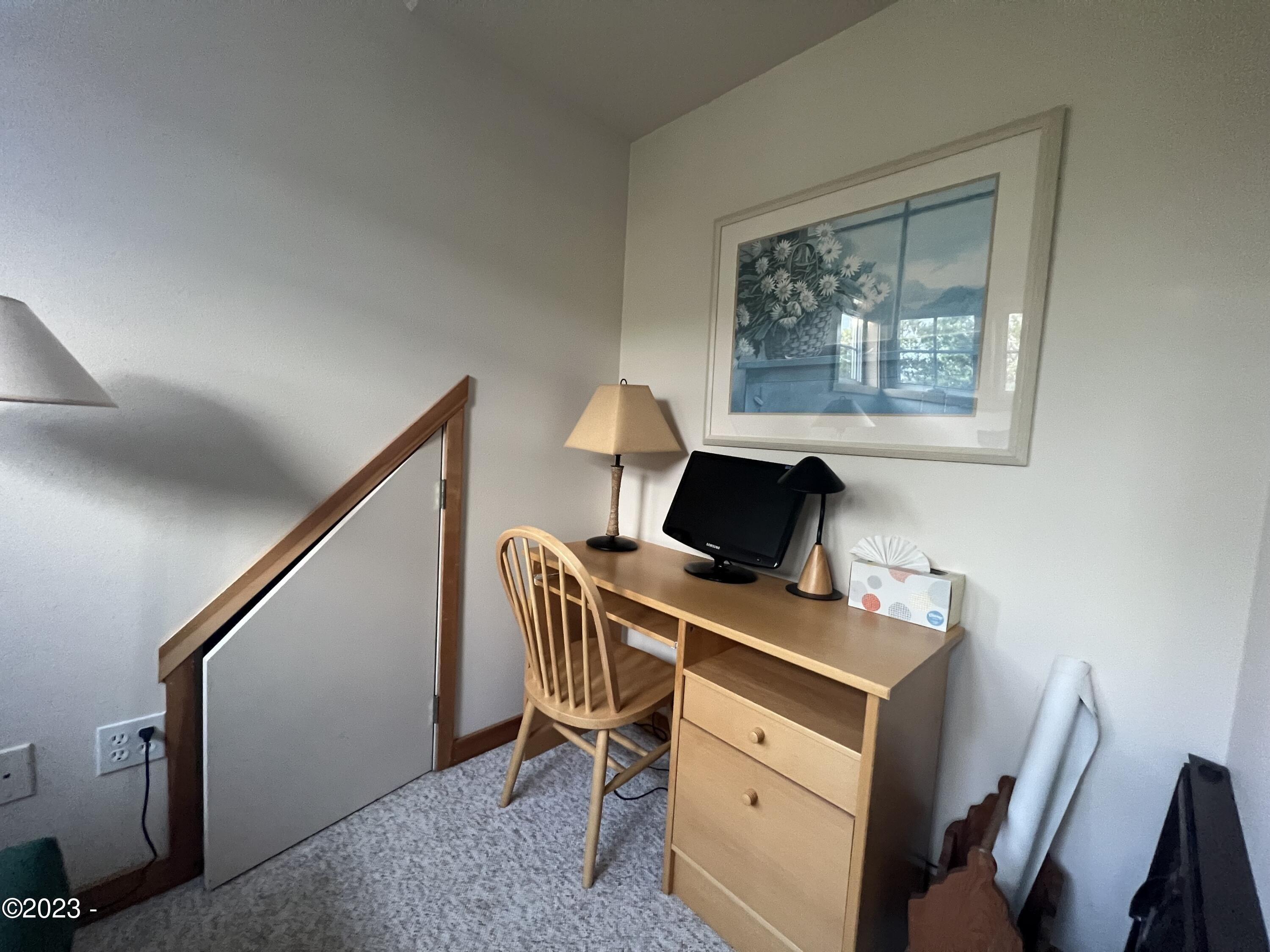 Summerhouse Ln, Pacific City, OR 97135