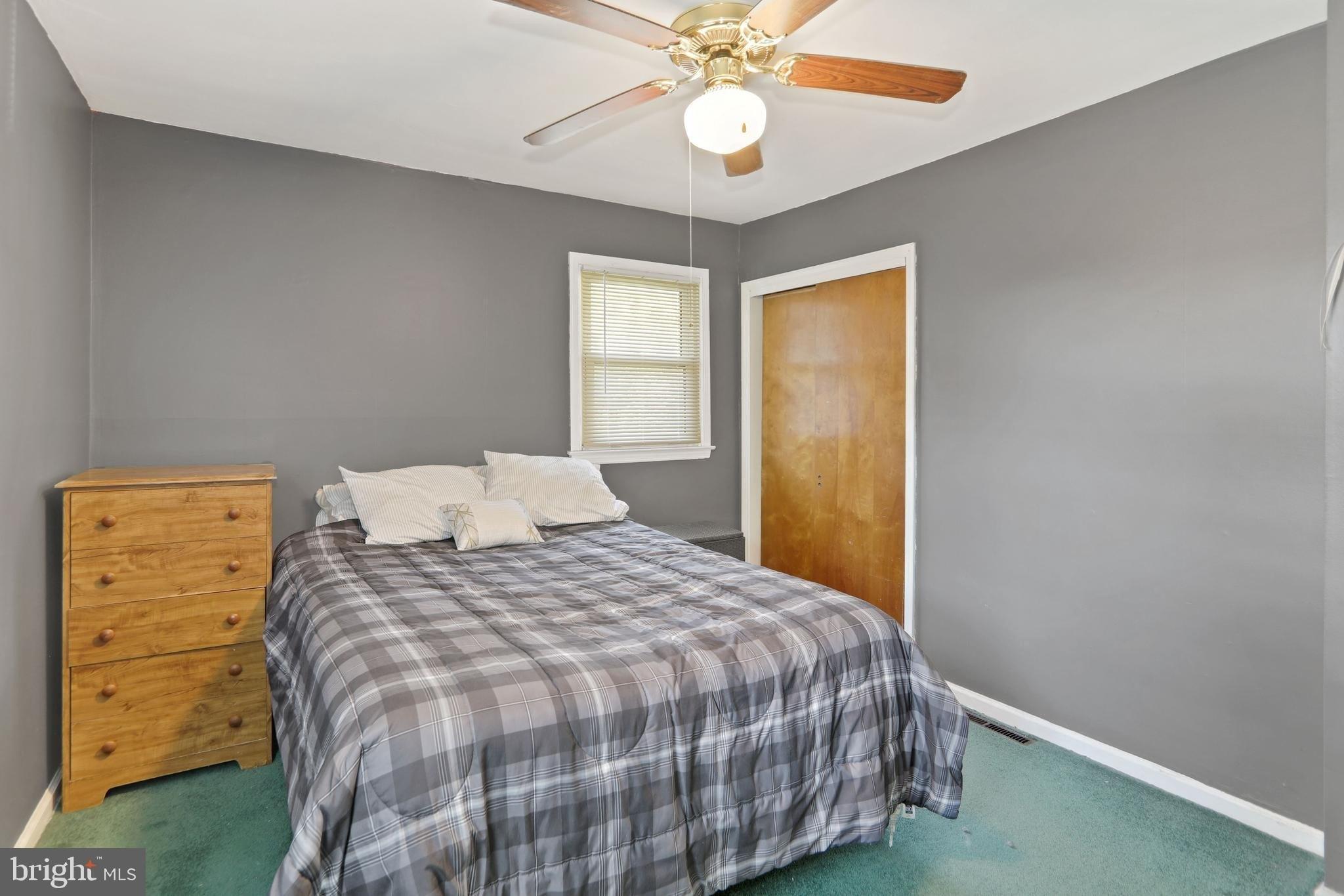 Goldy Dr, Gloucester City, NJ 08030