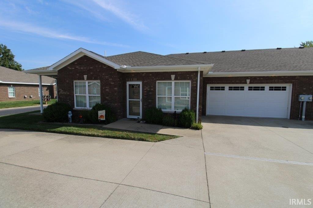 Covenant Ct, Newburgh, IN 47630