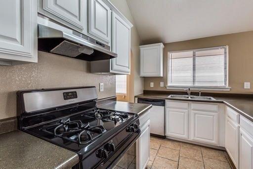 Hempstead Dr, El Paso, TX 79912