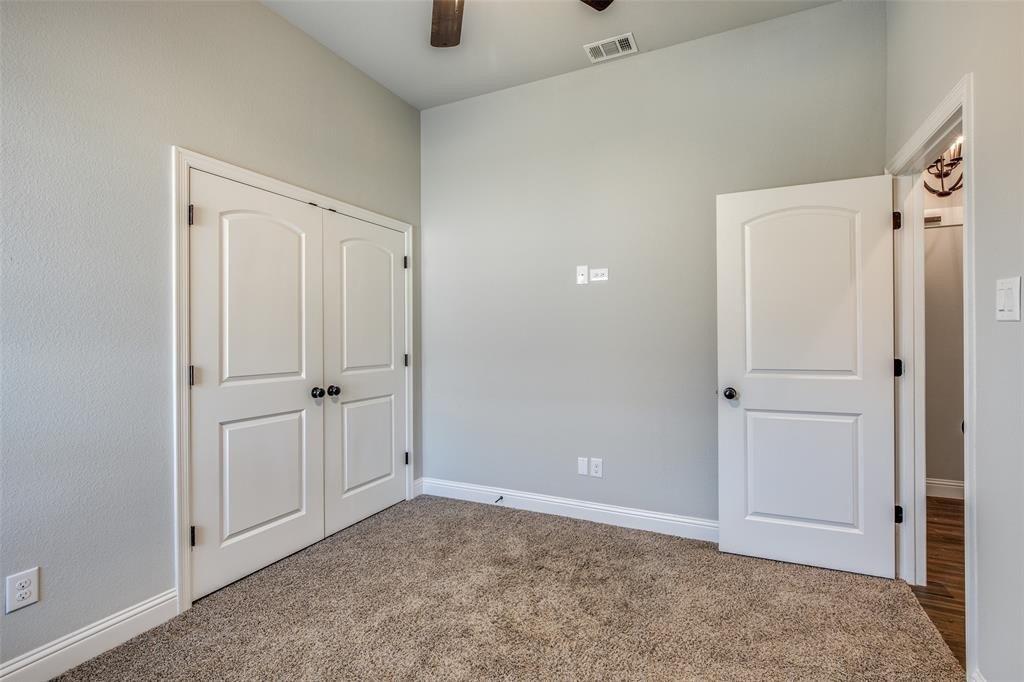 Harp Ave, Godley, TX 76044
