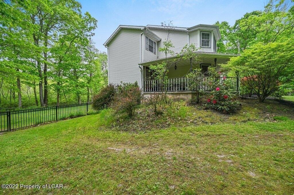 Lakeview Dr, Mountain Top, PA 18707