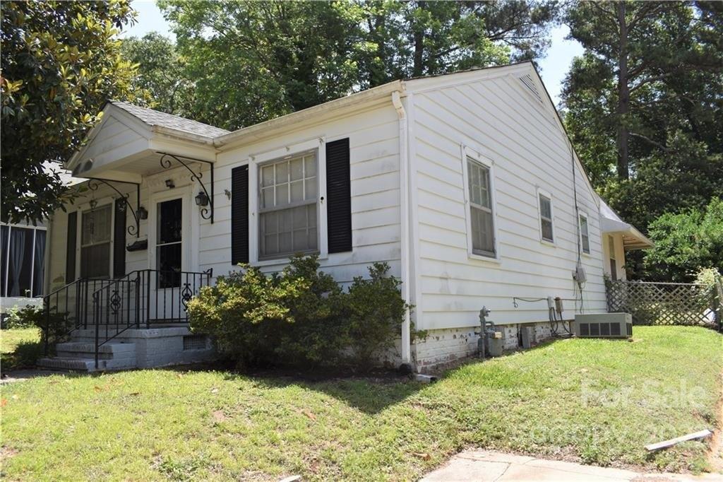 Lineberger Ave, Gastonia, NC 28052