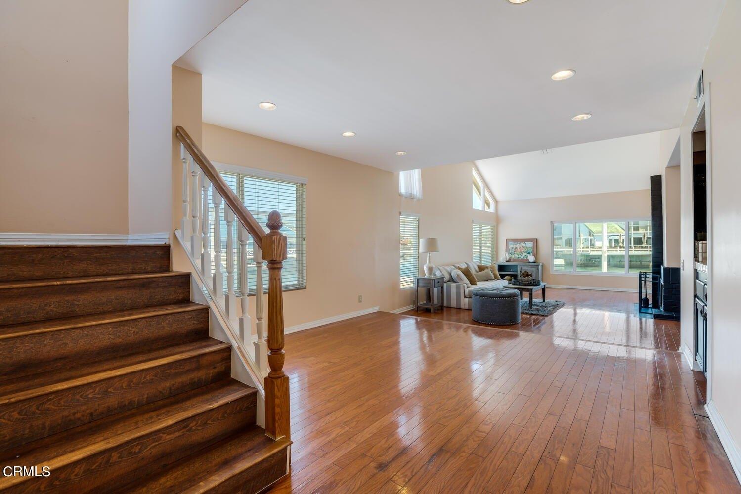 Kingsbridge Ln, Oxnard, CA 93035