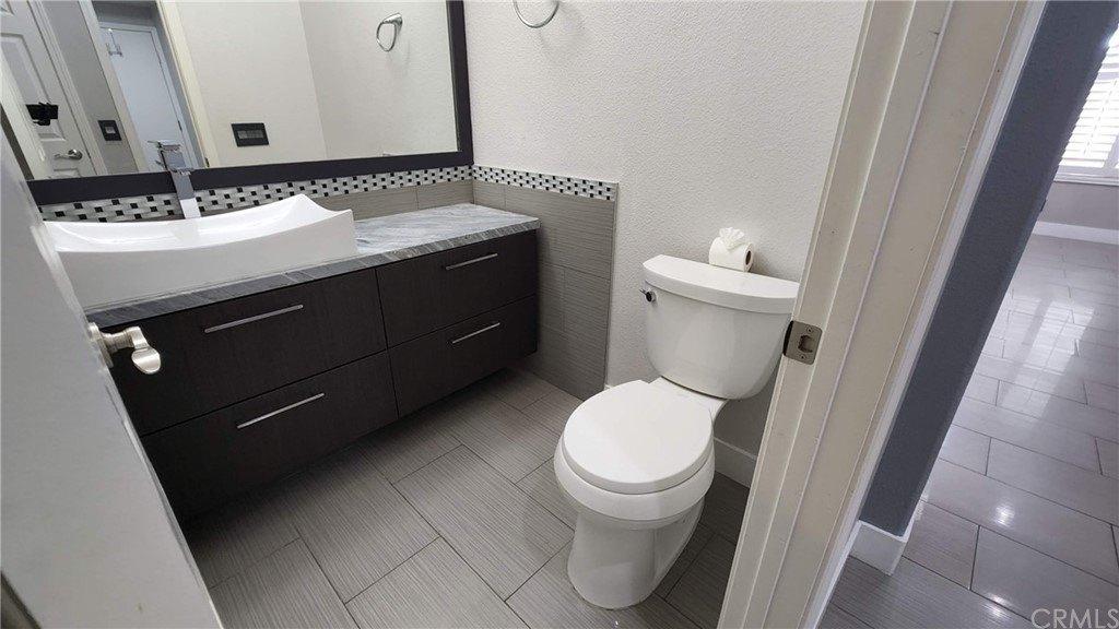 Reade Pl, Stevenson Ranch, CA 91381