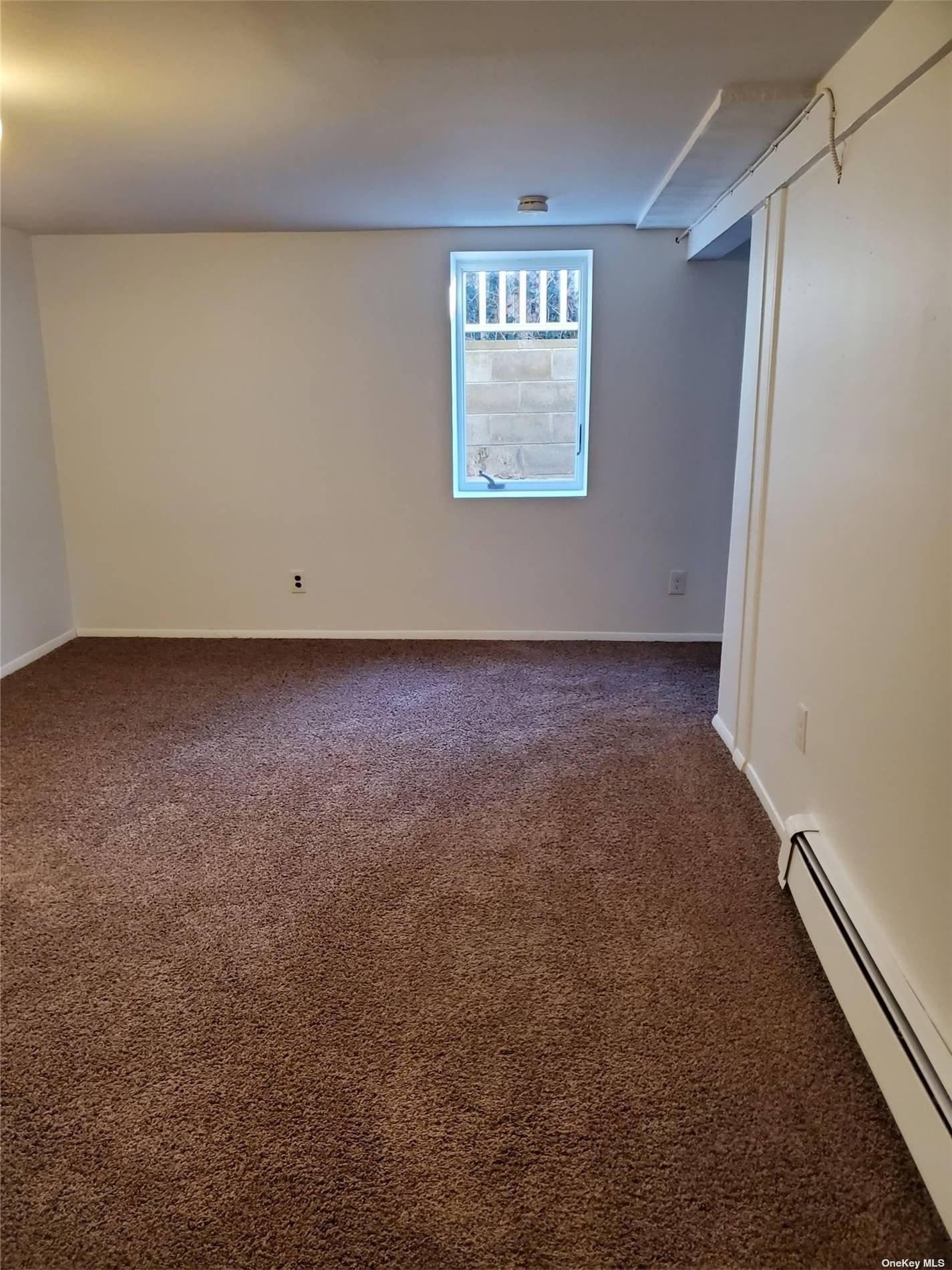 Pinewood Dr, Shirley, NY 11967