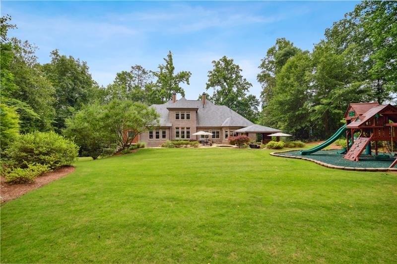 Kingston Dr, Sandy Springs, GA 30342