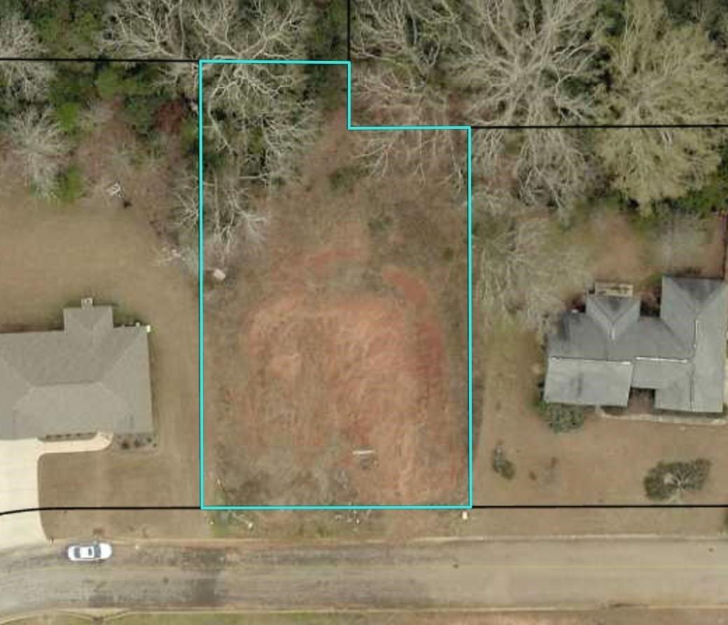 Tiffany Ln, Warner Robins, GA 31093