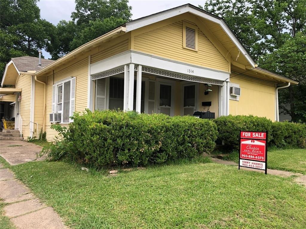 Chestnut St, Commerce, TX 75428