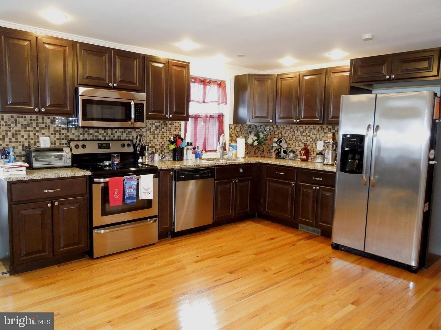 E Rodgers St, Ridley Park, PA 19078