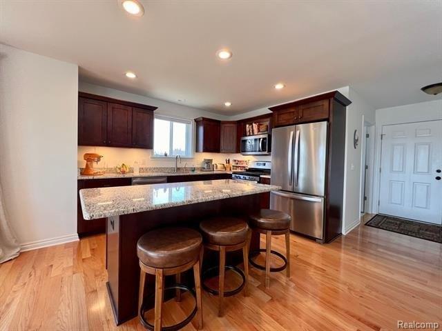 Pheasant Ridge Dr, Ortonville, MI 48462
