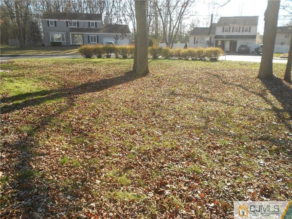 Mckinley Ave, North Brunswick, NJ 08902