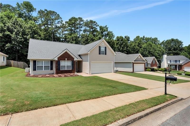 Wildcat Cliffs Ln, Lawrenceville, GA 30043