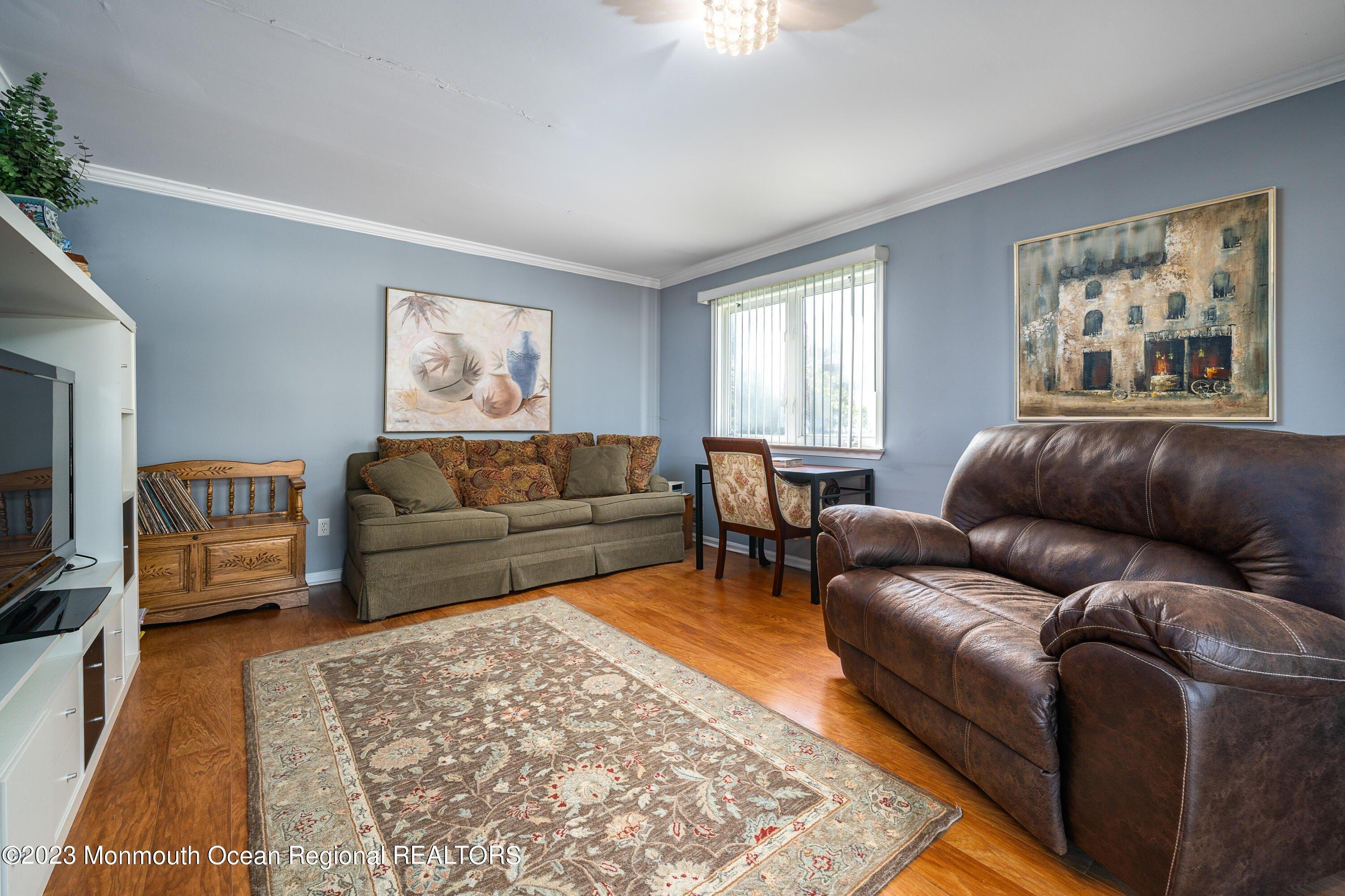 Mccormick Dr, Toms River, NJ 08753