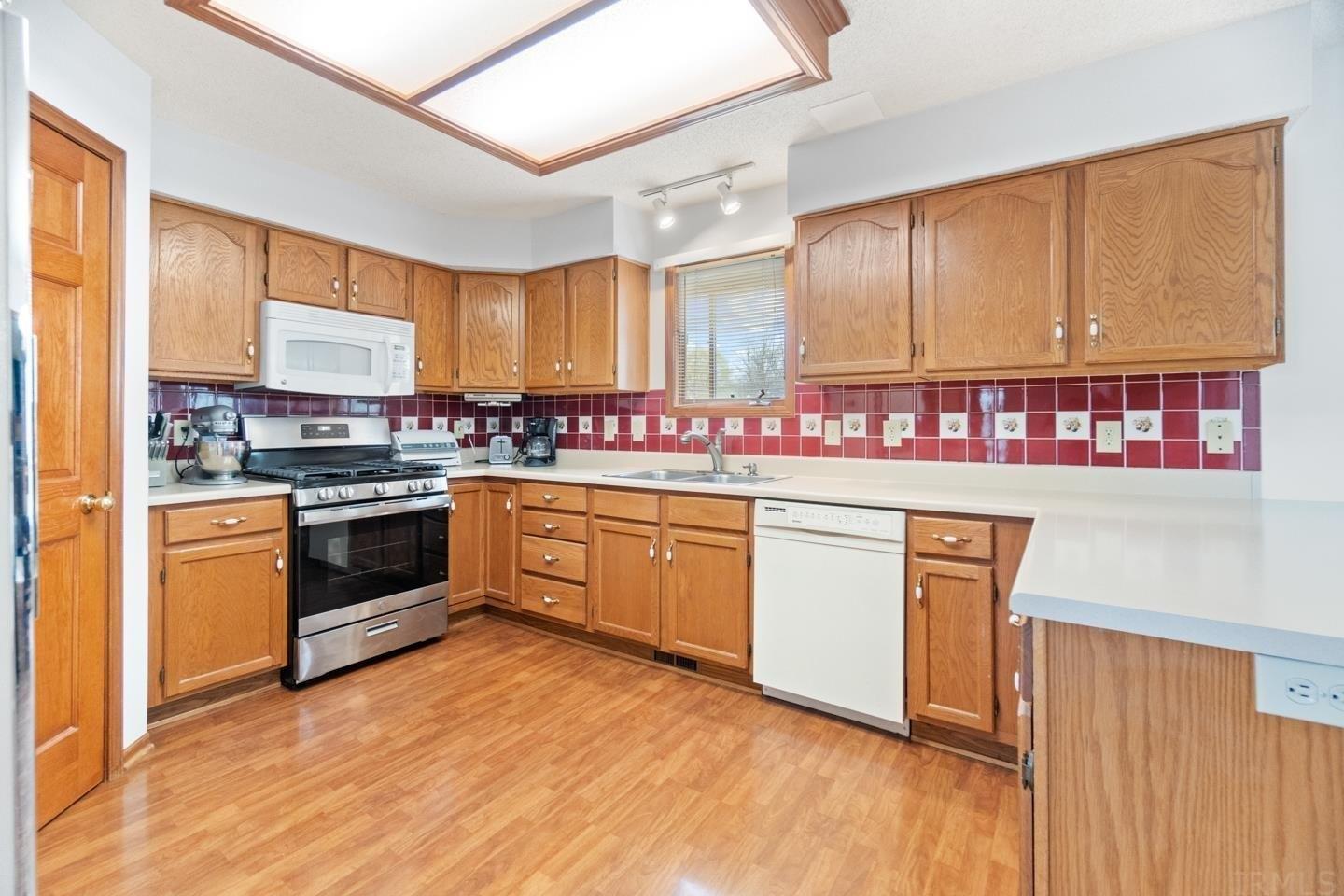 Sun Hollow Pl, Fort Wayne, IN 46818