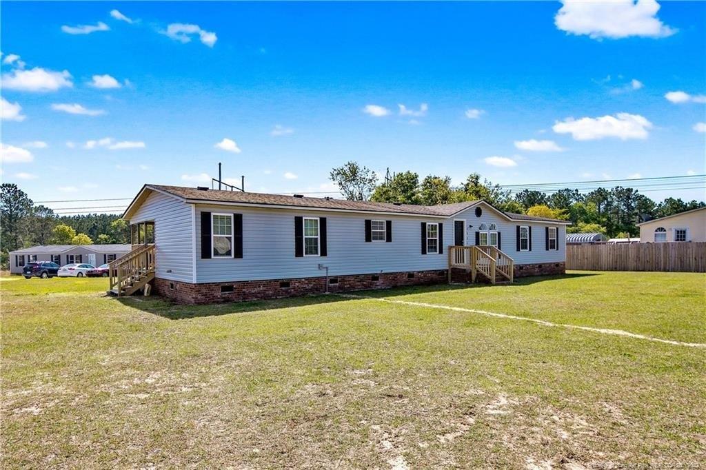 Burgaw Dr, Fayetteville, NC 28306