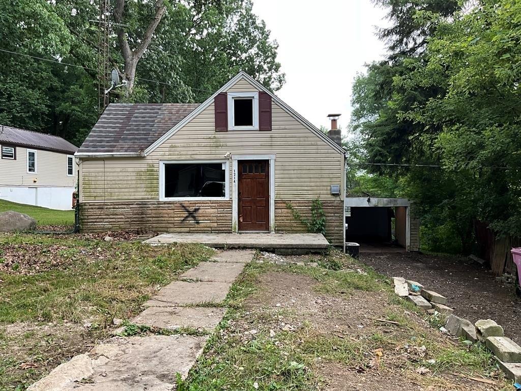 Bechtel Ave, Mansfield, OH 44905