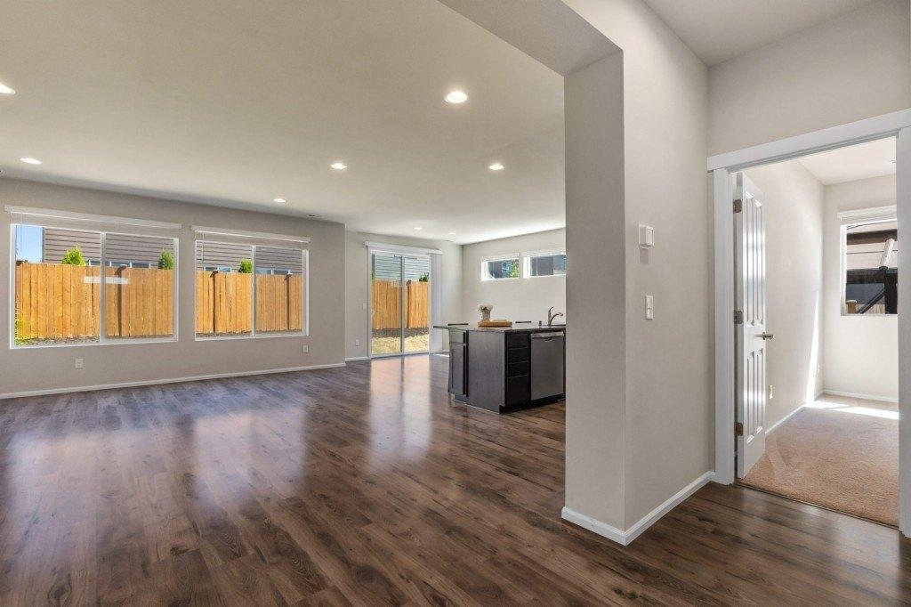 Anna St Ne, Lacey, WA 98516