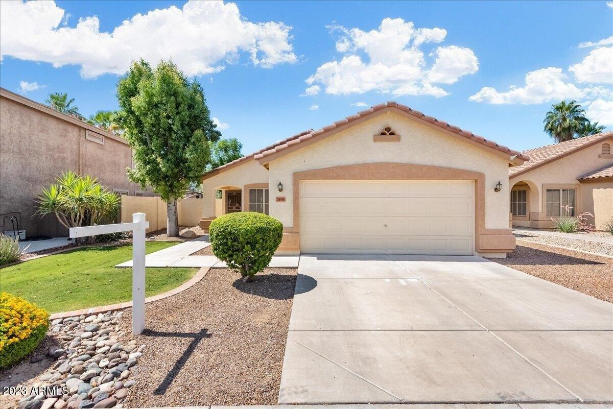 W Abraham Ln, Glendale, AZ 85308