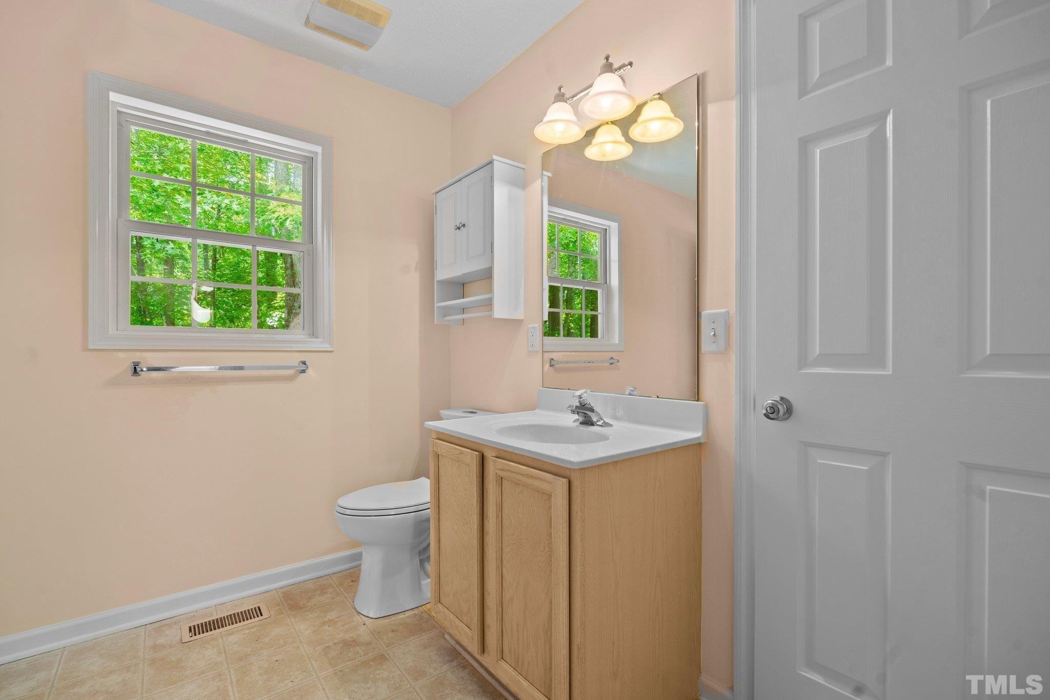 Jones Cir, Sanford, NC 27332