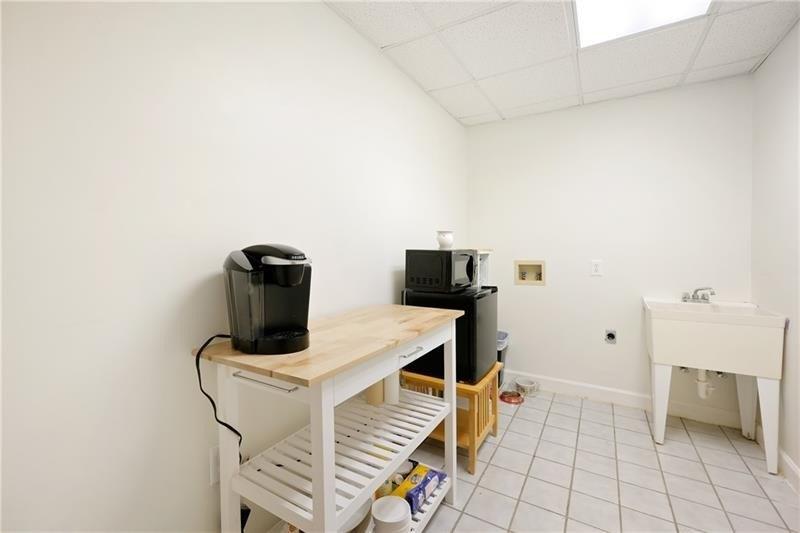 Shore Dr, Suwanee, GA 30024