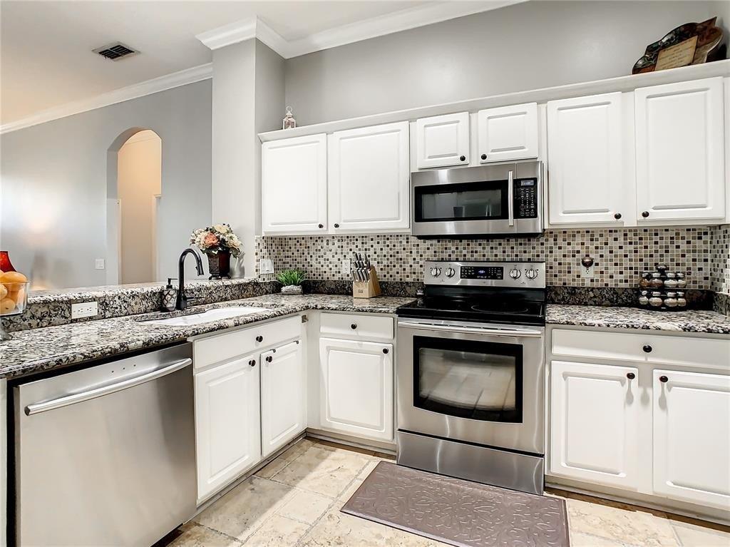 Kersfield Cir, Lake Mary, FL 32746