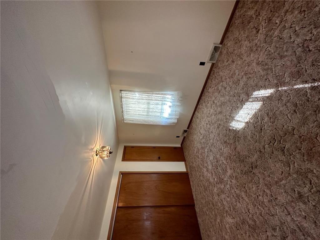 5th St Ne, Little Falls, MN 56345