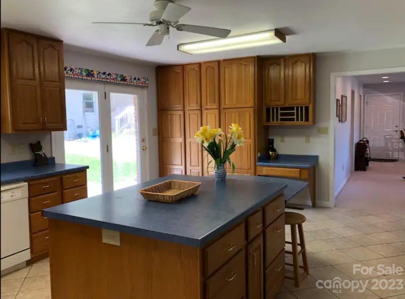 Coxe Rd, Tryon, NC 28782
