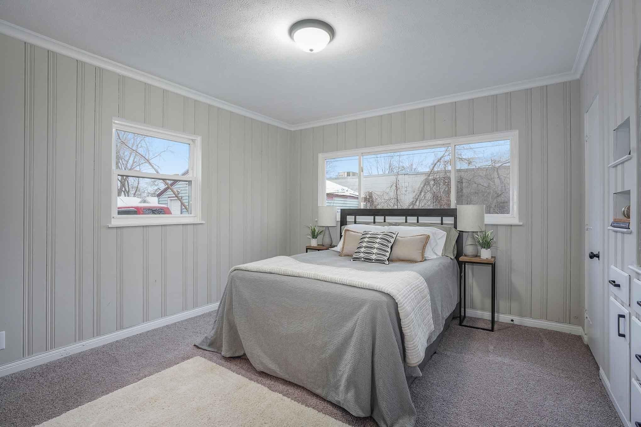 Rathbone St Sw, Wyoming, MI 49509