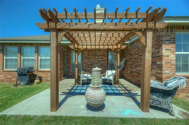 W Quinton St, Broken Arrow, OK 74011