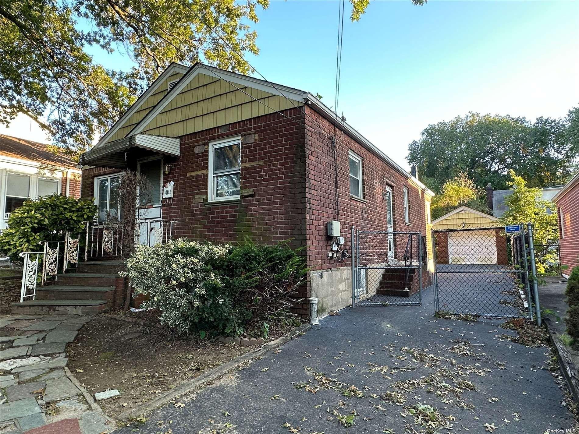 28th Ave, Flushing, NY 11354