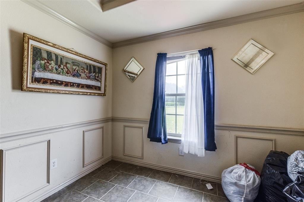 W End St, Terrell, TX 75160