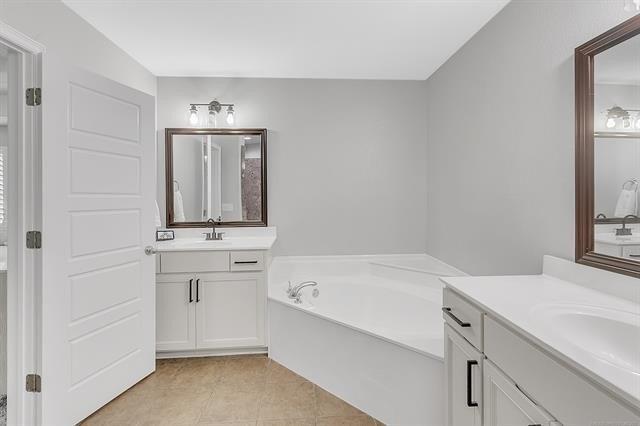 E 134th St S, Bixby, OK 74008