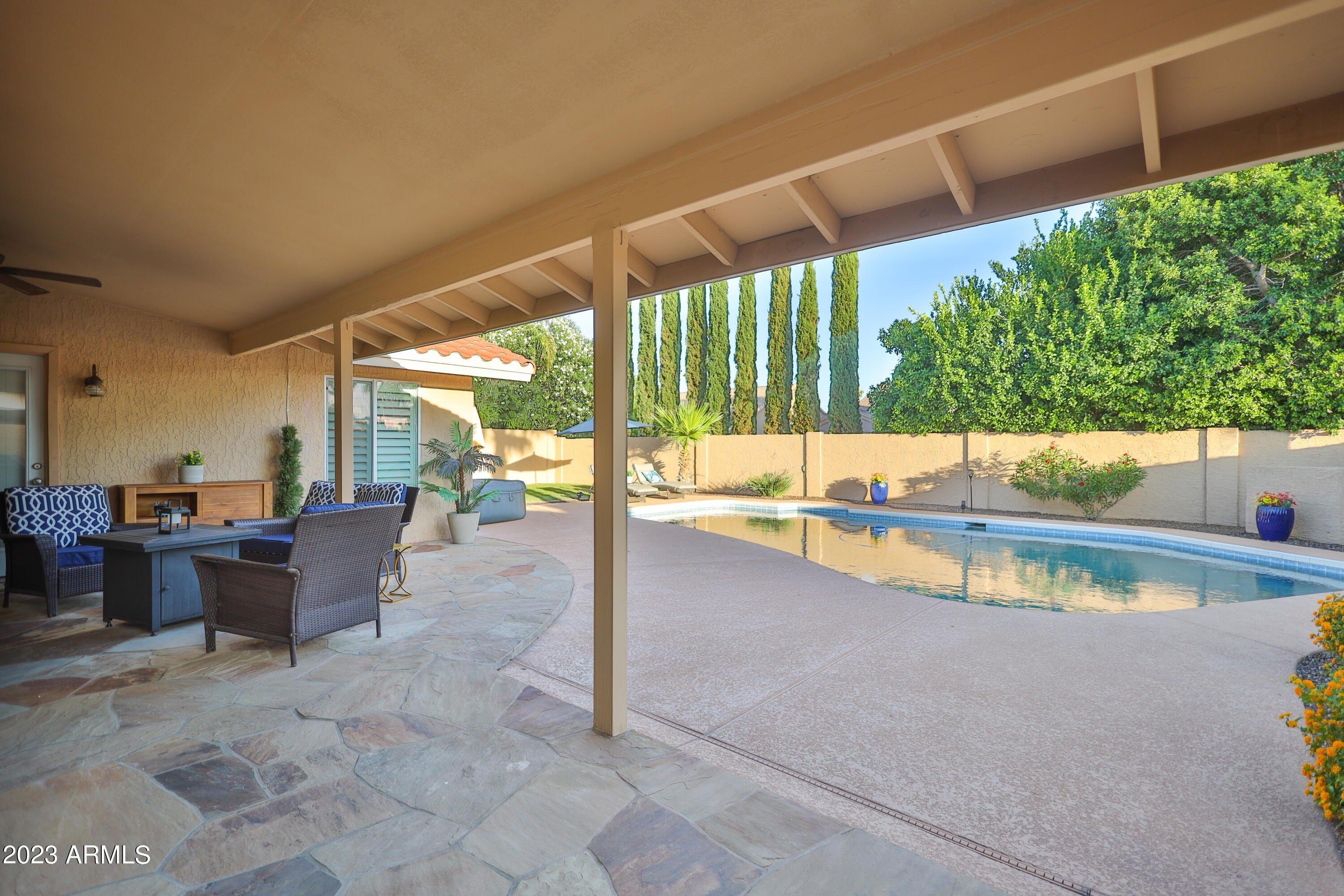 E Le Marche Ave, Phoenix, AZ 85032