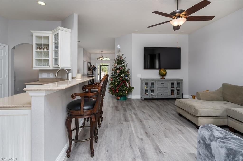 Inlet Cove Ln W, Naples, FL 34120