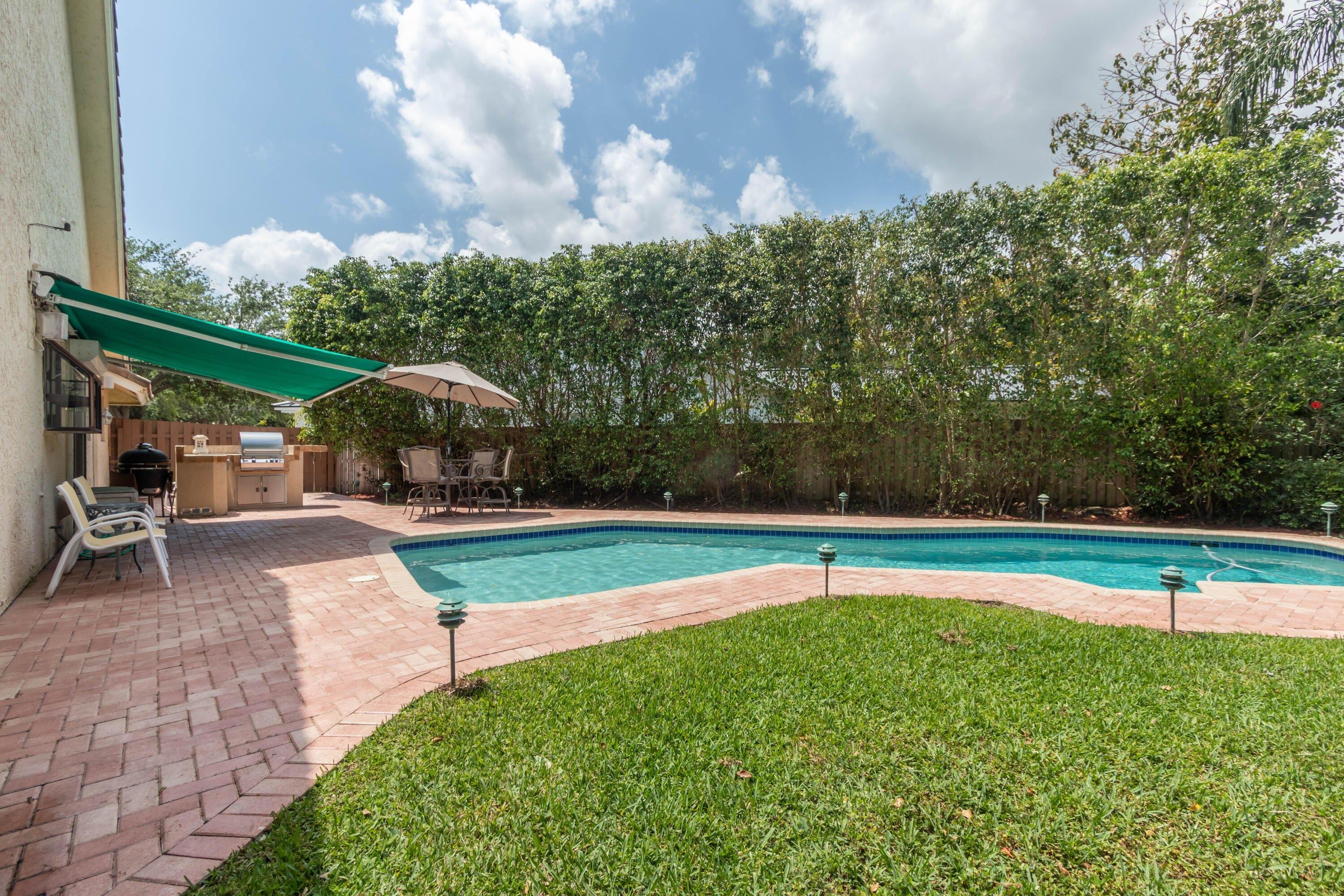 Nw 42nd St, Boca Raton, FL 33434