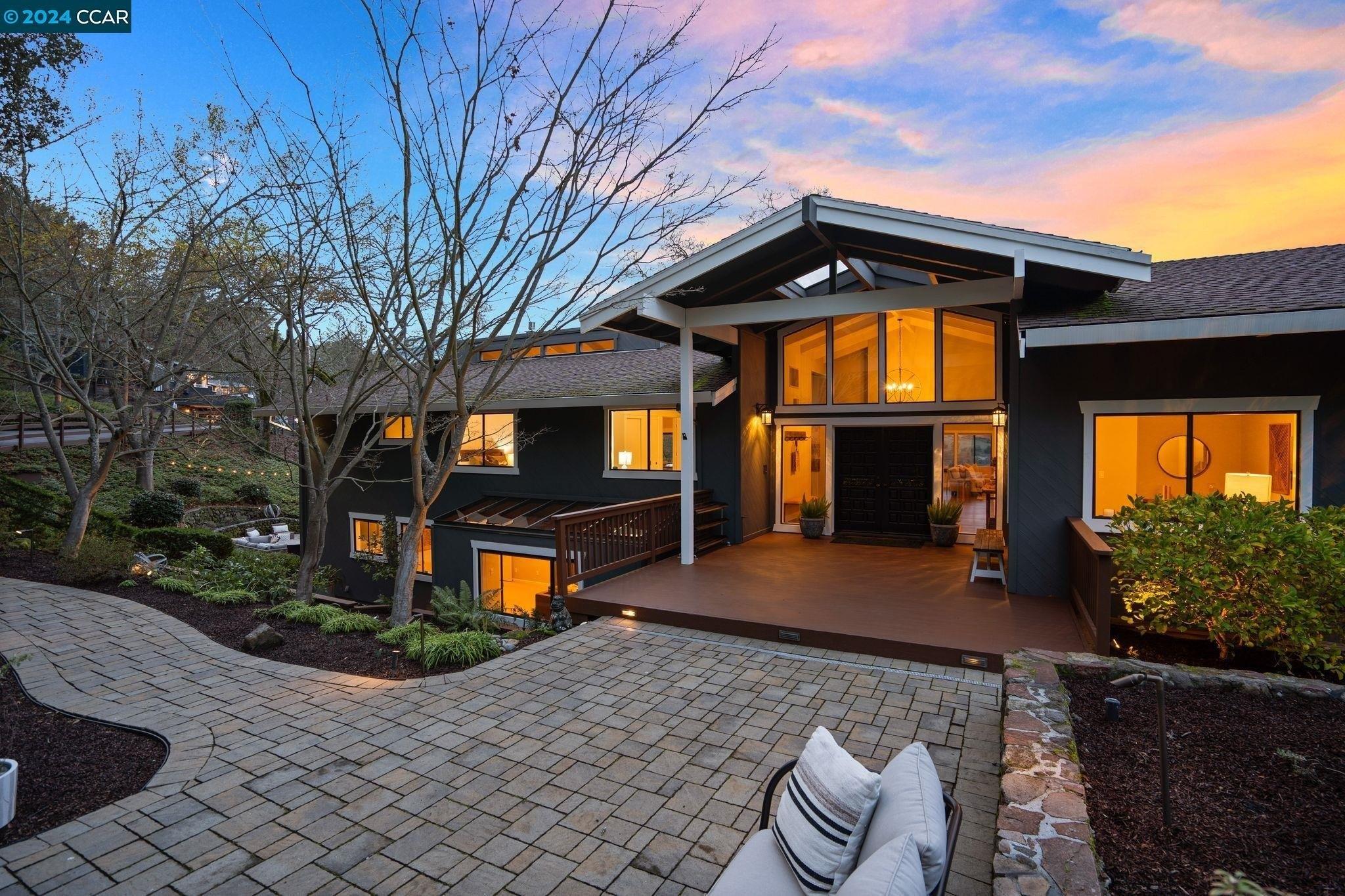 Mountain View Dr, Lafayette, CA 94549