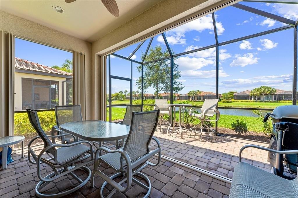 Cavano Dr, Sarasota, FL 34231