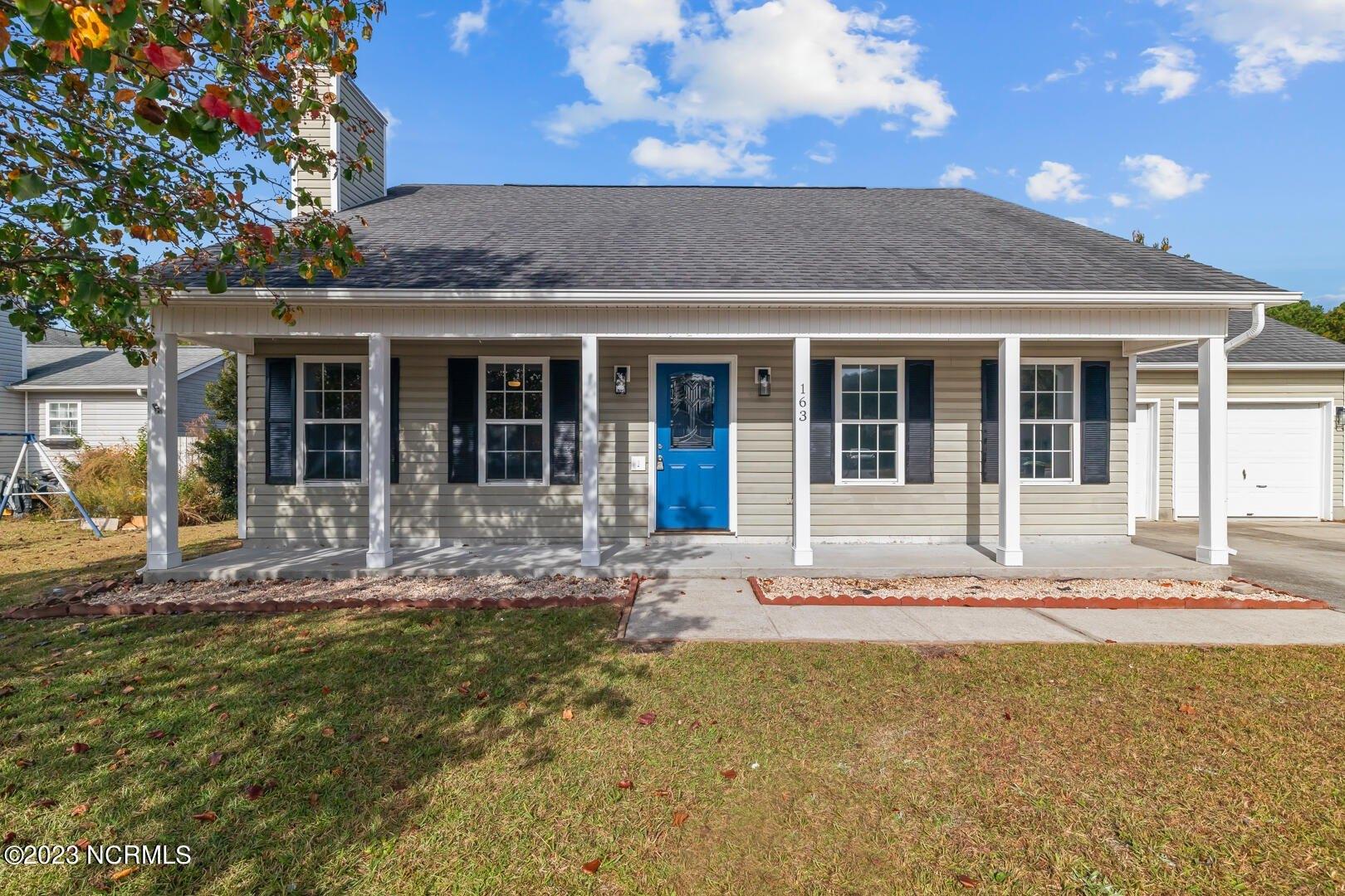 Horse Shoe Bnd, Jacksonville, NC 28546