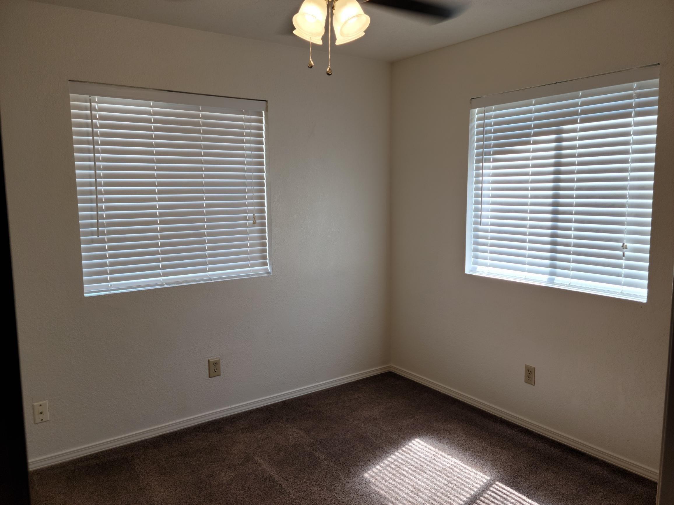 San Lorenzo Dr, Belen, NM 87002