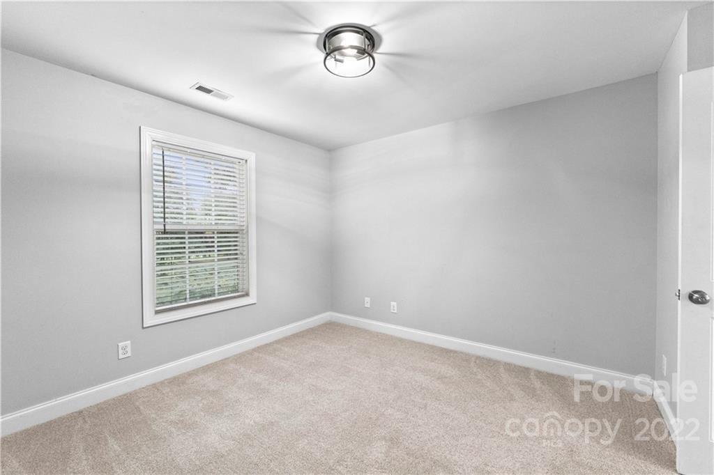 Clemson Ave, Charlotte, NC 28205