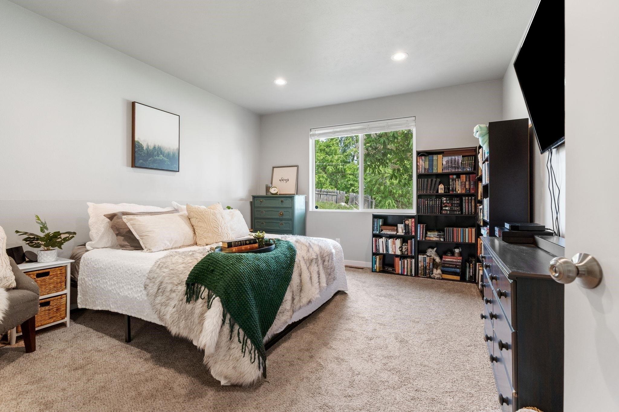 N Altamont St, Spokane, WA 99207